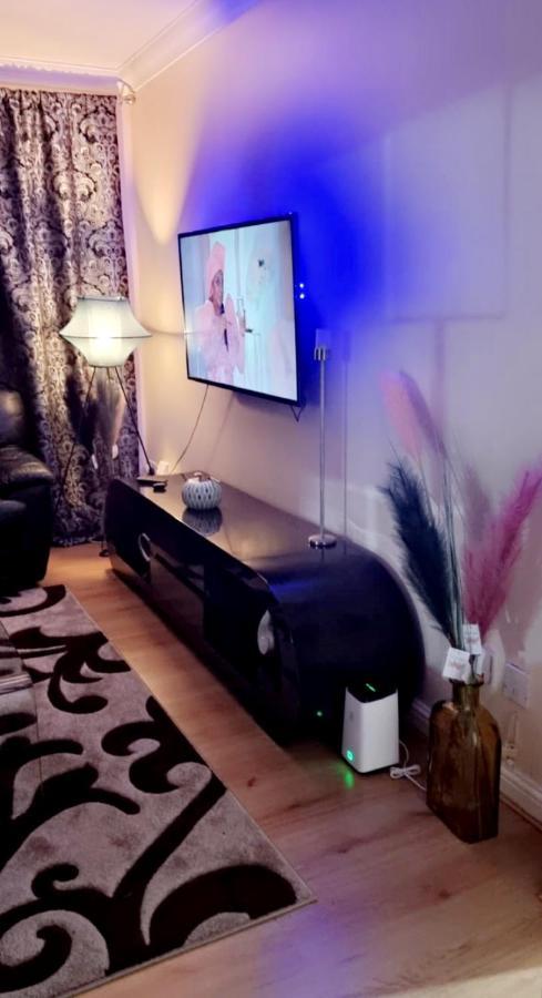 2 Bedroom - Greater London *