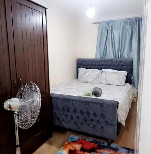 2 Bedroom Apartment - Greater London